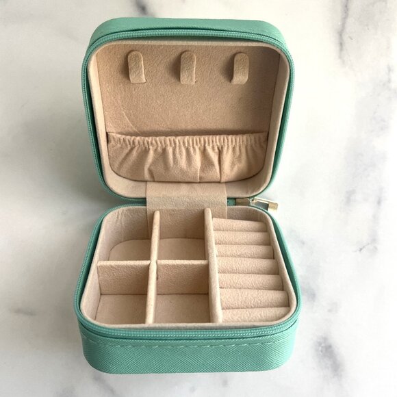 NEW Small Zippered Jewelry Box, Tiffany Blue/Turquoise - Picture 2 of 13